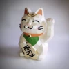 Maneki Neko Low Poly Papercraft