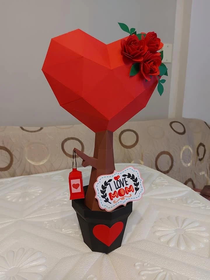 Heart Tree ❤❤ Low Poly, Papercraft, PDF template, Paper model, Sculpture, 3D puzzle, Polygonal model, Lowpoly