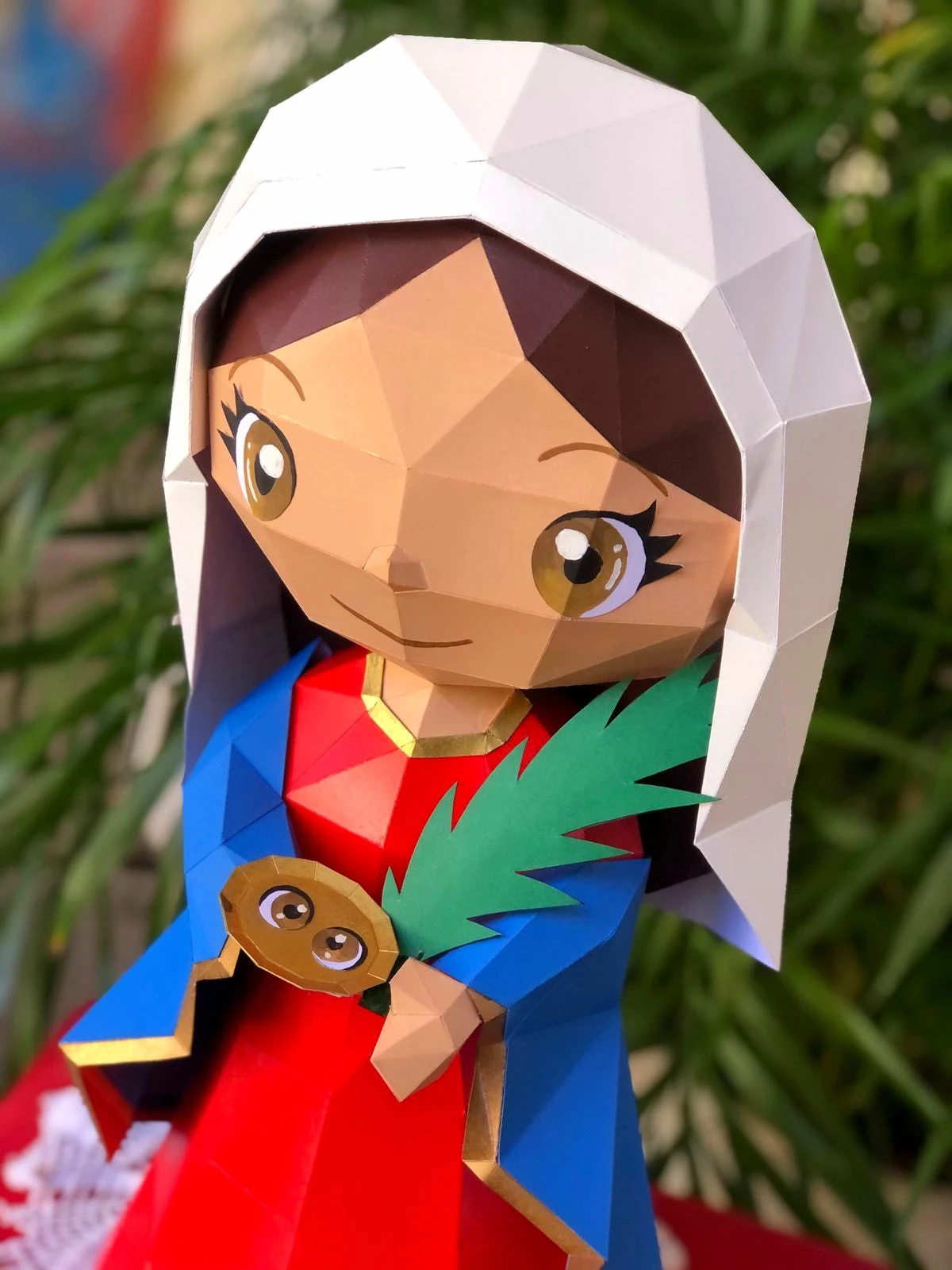 Cute Virgen Santa Lucía Low Poly, Papercraft, PDF template, Paper model, Sculpture, 3D puzzle, Polygonal model, Lowpoly