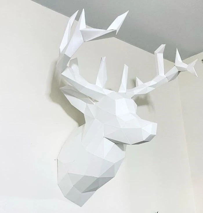 Deer Head papercraft. You get PDF digital file templates and instructions for these DIY modern paper sculpture.