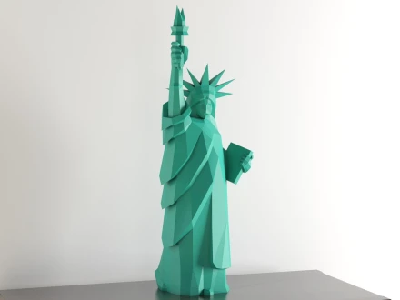 Statue of Liberty papercraft PDF DIY template