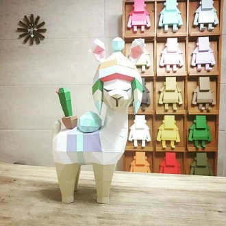 Baby Llama Version 3, LLama bebé Versión 3 Low Poly, Papercraft, PDF template, Paper model, Sculpture, 3D puzzle, Polygonal model, Lowpoly