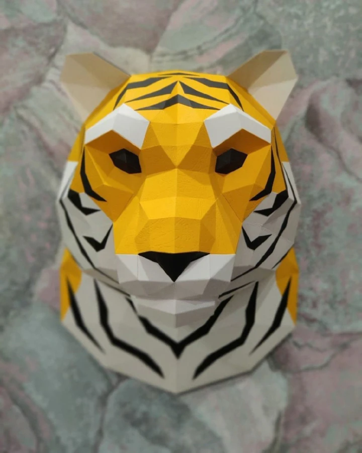Tiger Trophy Papercraft Template - Low Poly, Pepakura PDF, DIY Handmade, Home Decoration, Creative Gifts Tiger Trophy Papercraft Template - Low Poly, Pepakura PDF, DIY Handmade, Home Decoration, Creative Gifts