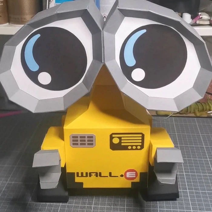 Cute Wall-E Low Poly, Papercraft, PDF template, Paper model, Sculpture, 3D puzzle, Polygonal model, Lowpoly