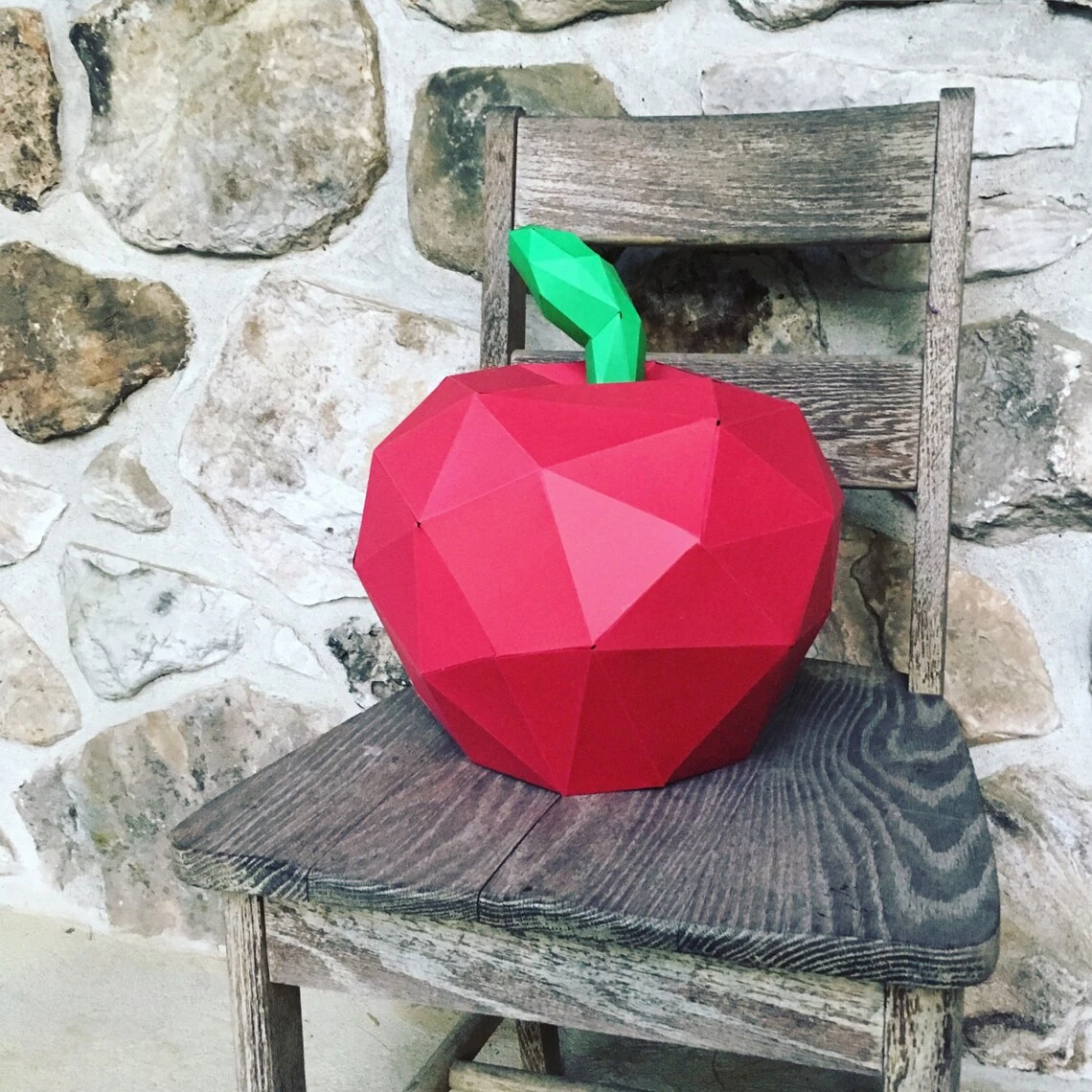 APPLE 3d papercraft. You get a PDF and svg digital template and instructions for this DIY (do it yourself) geometric paper apple.