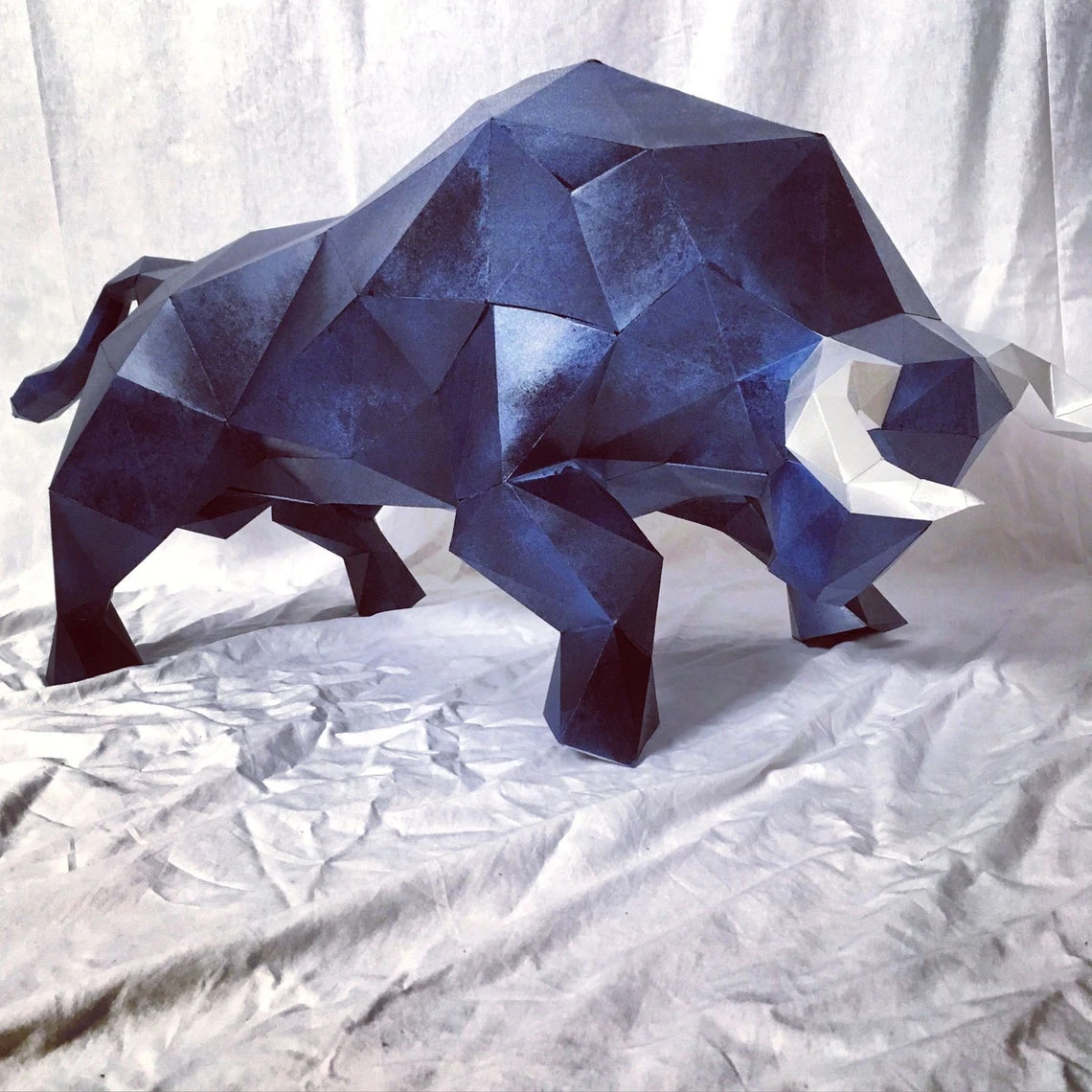 Bull Body papercraft. You get a PDF digital file templates and instructions for this DIY (do it yourself) impressive paper sculpture.