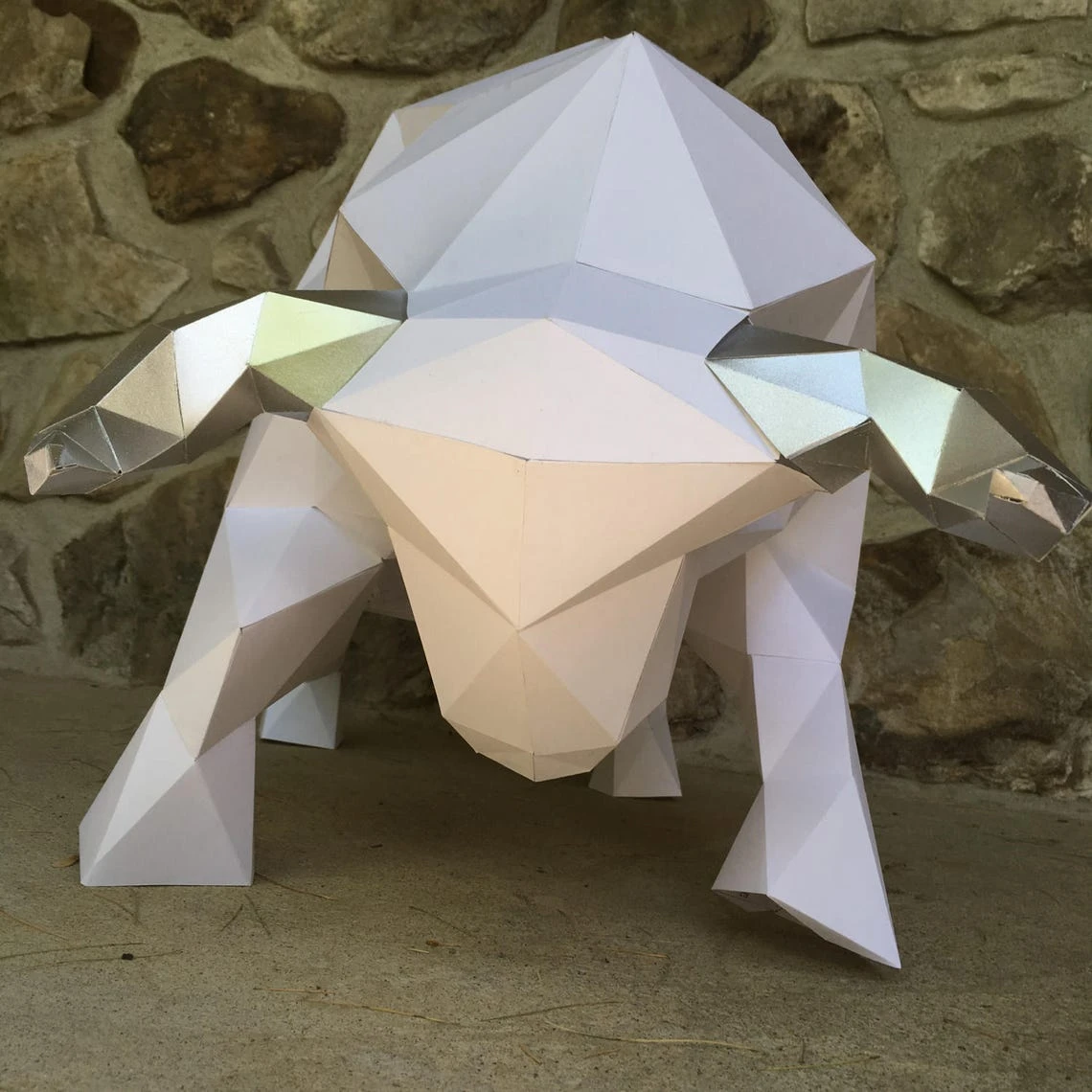 Bull Body papercraft. You get a PDF digital file templates and instructions for this DIY (do it yourself) impressive paper sculpture.