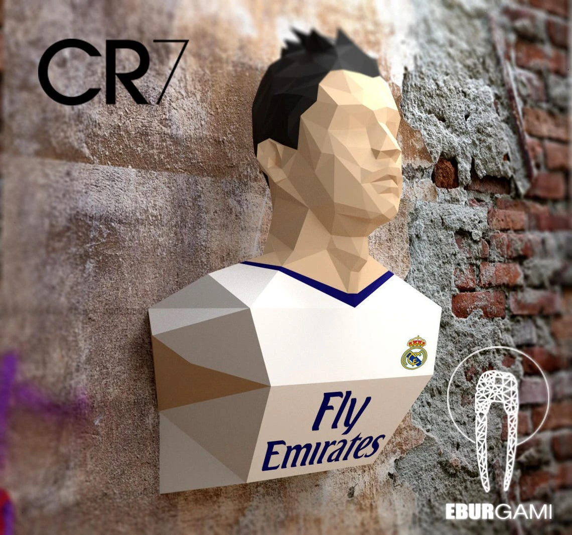 Wall Decor Cristiano Ronaldo Papercraft Head, CR7 Papercraft, Papercrafting, Make your own, Trophy, Lowpoly CR7, DIY Head, Digital Download