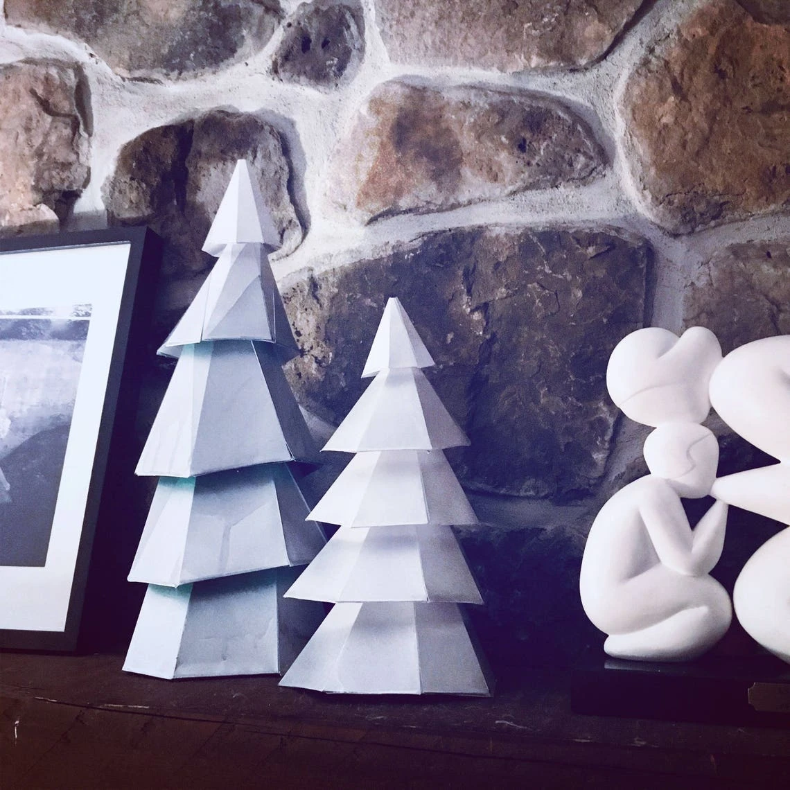 Crooked Spruce Tree 3d papercraft. You get PDF digital file template and instructions for this DIY modern paper sculpture.