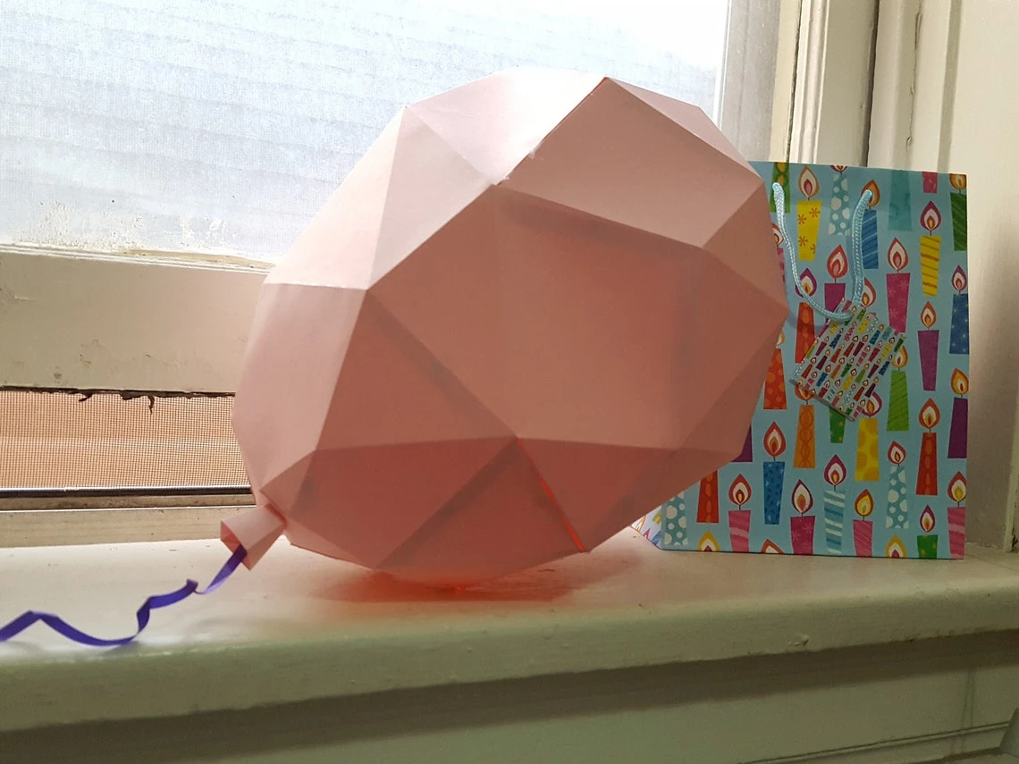 Balloon 3d papercraft. You get PDF digital downloadable files for this DIY (do it yourself) paper party decoration.