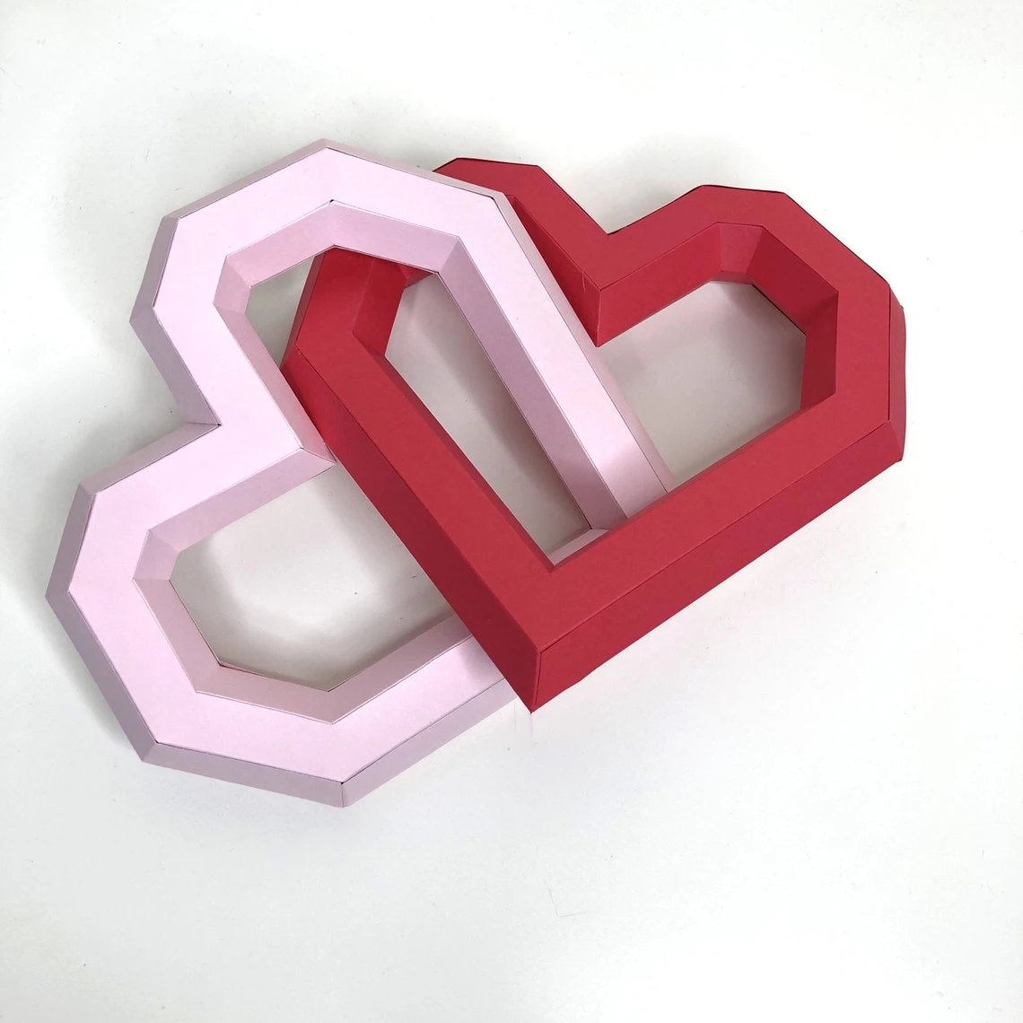 Hearts interlinked 3d papercraft. You get a PDF digital file with templates and instructions for this DIY modern sculpture.