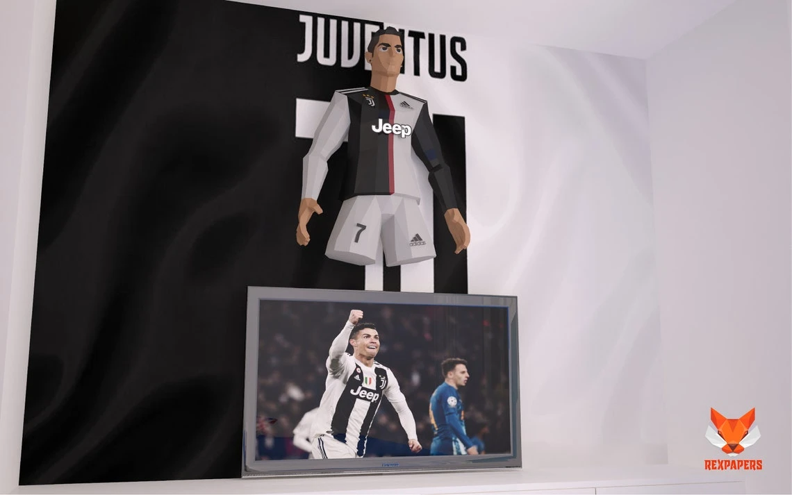 Cristiano Ronaldo CR7 Papercraft, PDF Template, DIY 3d Model, FanArt, Paper Sculpture, Low Poly, Pepakura Craft, Manualidad