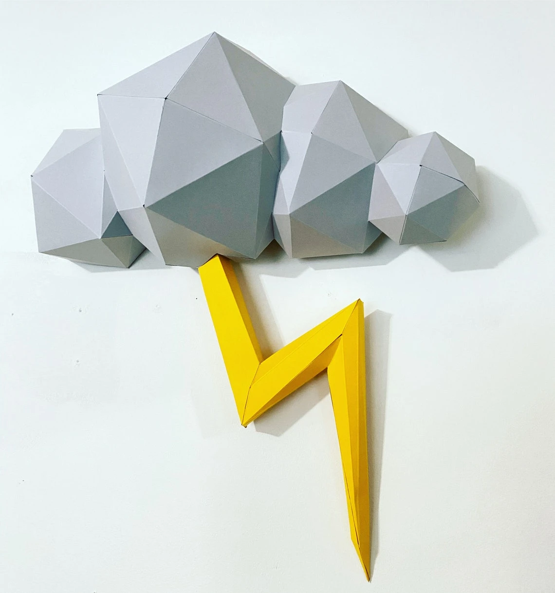 Lightning Cloud and lightning bolt 3d papercraft. You get PDF digital templates and instructions for DIY modern paper sculpture.