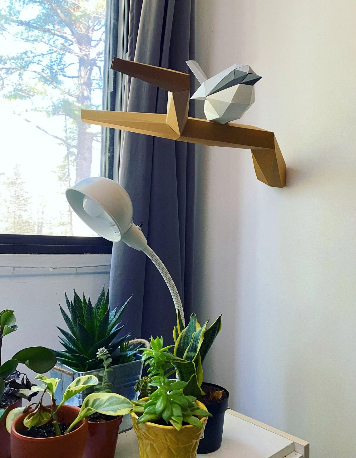 Chickadee on branch 3d papercraft. You get PDF digital file templates and instructions for these DIY low poly paper sculpture.