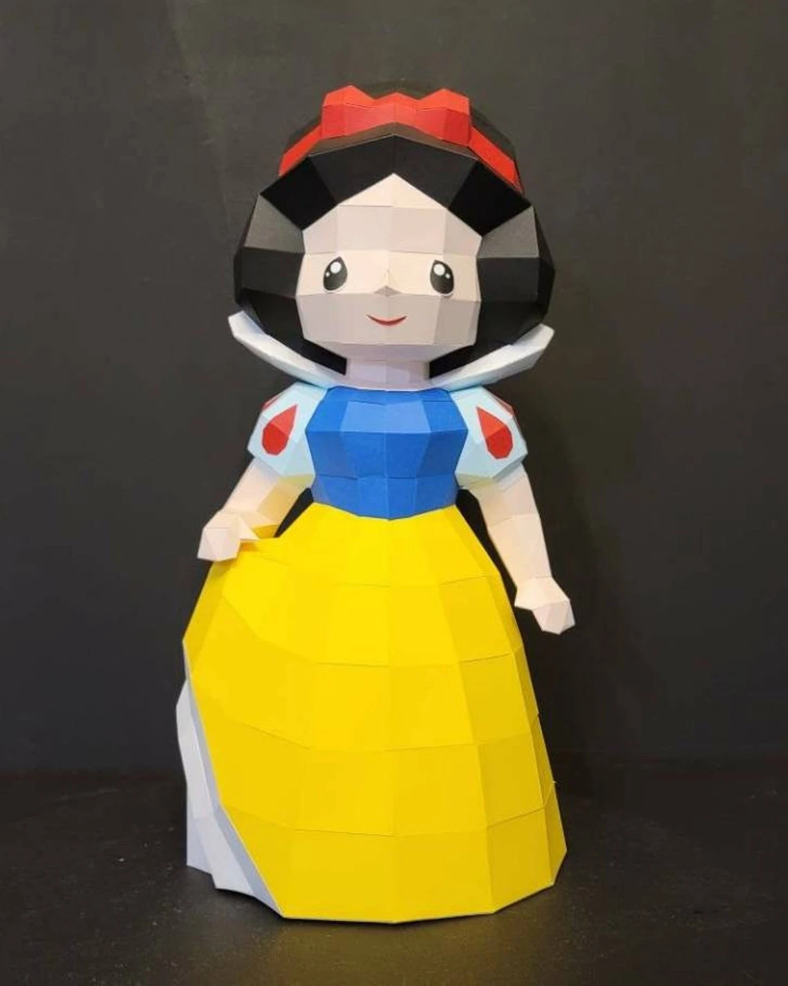 Princess Snow White/ Snow White and the Seven Dwarfs/ DiY Craft/ Template PDF/ Low Poly/ Papercraft/ 3D Doll/ Origami/ Home decor