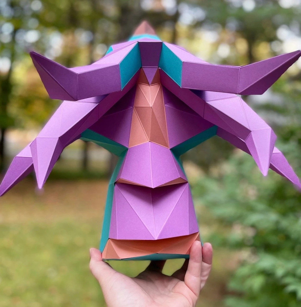 dragon head 3d papercraft. You get a PDF digital file template and instructions for this DIY (do it yourself) paper sculpture.