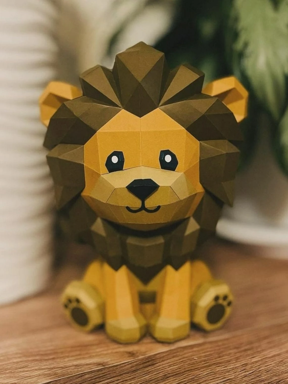 Sitting Lion/ DiY Craft/ Template PDF/ Low Poly/ Papercraft/ 3D Leon/ Origami/ Home decor