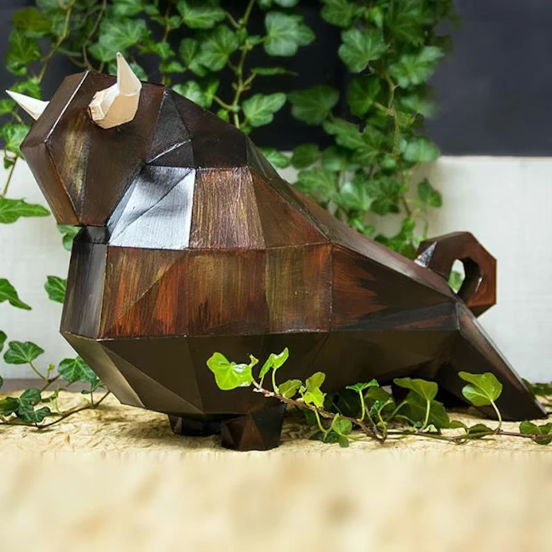 Bull papercraft sculpture, printable 3D puzzle, papercraft Pdf template to make your bull statue