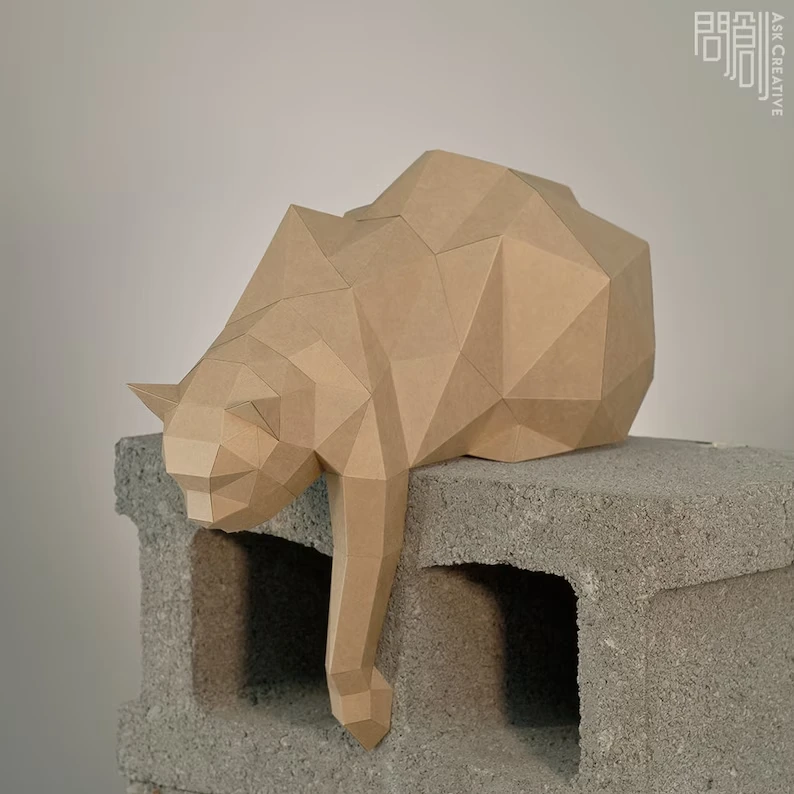 Curious Cat paper Model , Papercraft , DIY , Low poly , Cat Model , PDF Papercraft ,Curious Cat , Cat low poly