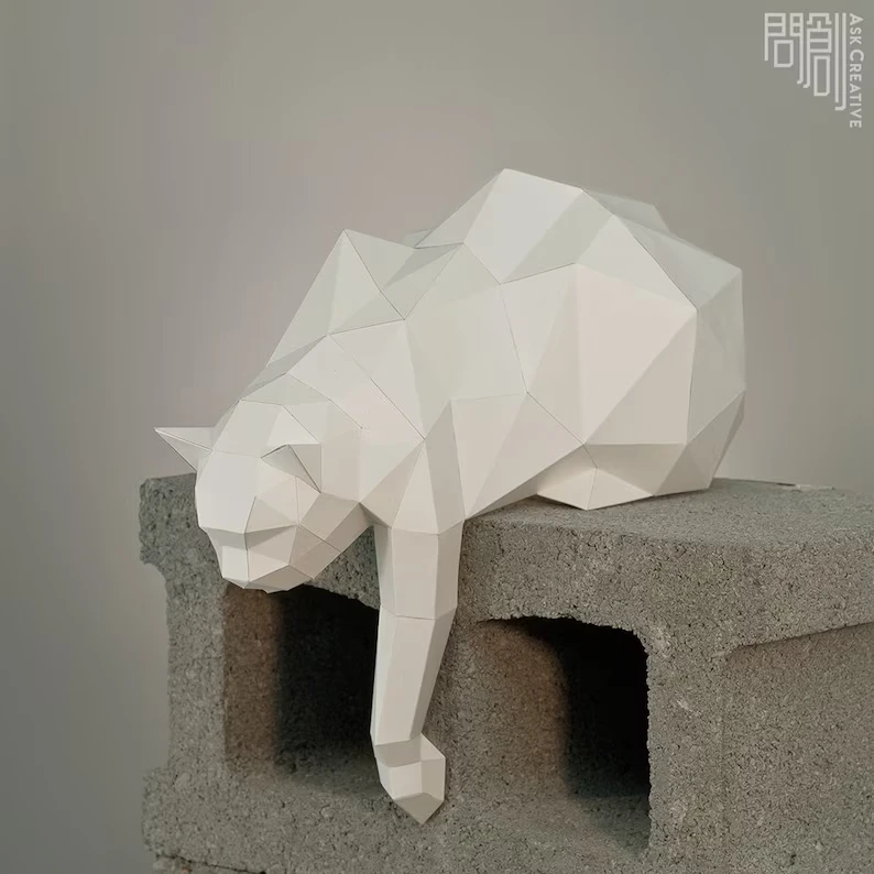 Curious Cat paper Model , Papercraft , DIY , Low poly , Cat Model , PDF Papercraft ,Curious Cat , Cat low poly