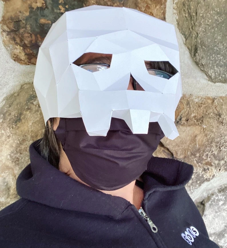 Skull Paper Mask 3d papercraft. 3 sizes included. Get PDF digital file pattern and instruction for DIY low poly paper mask.