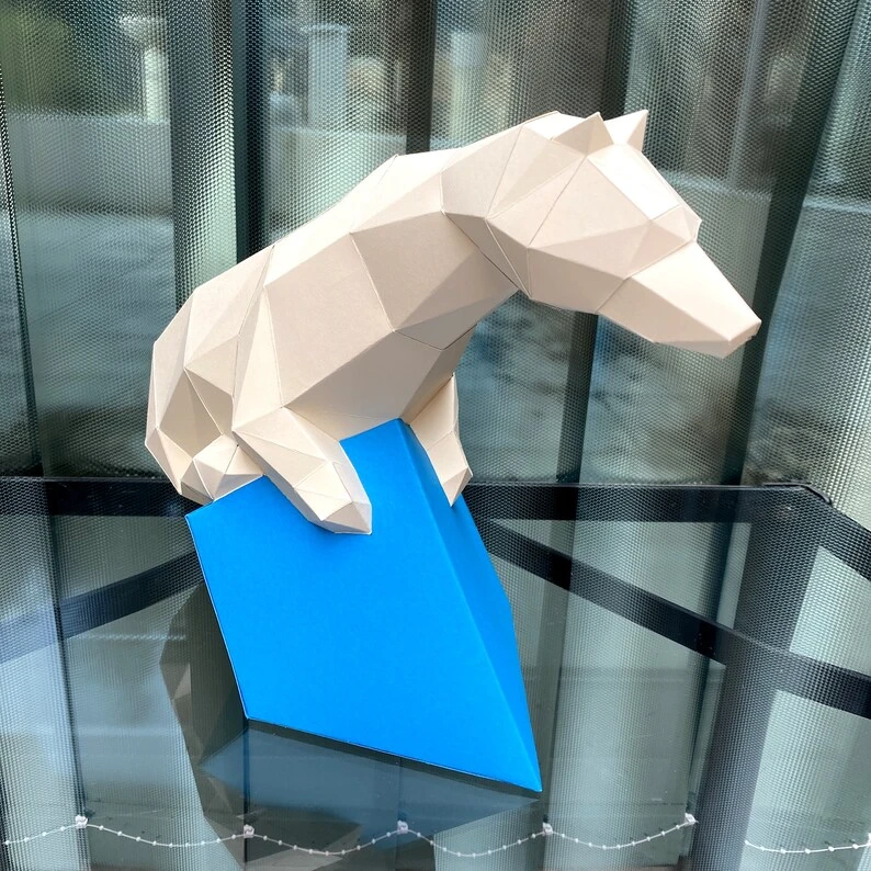 Polar bear papercraft sculpture, printable 3D puzzle, papercraft Pdf template to make your white bear decor