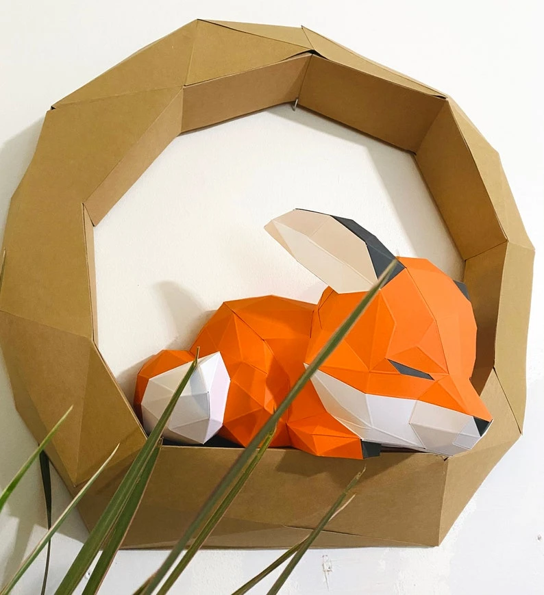 Tree fox on wall 3d papercraft. (Flowers not included) You get PDF digital file templates and instructions for this DIY paper model.