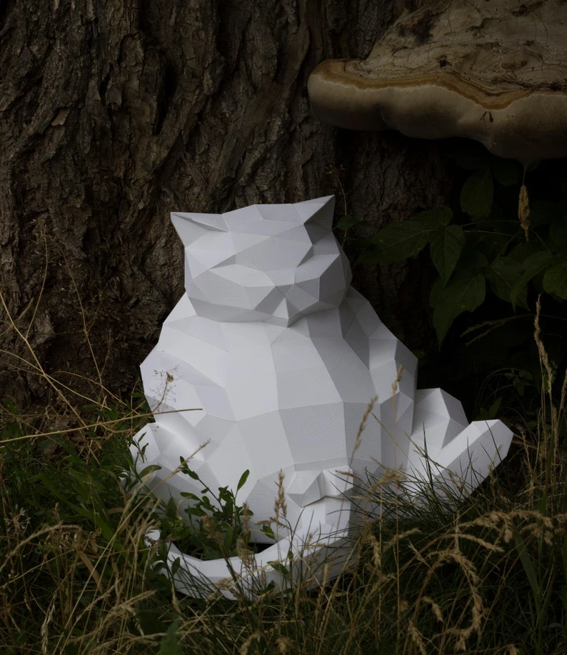 Papercraft 3D FAT CAT with balls sculpture pepakura gift cat lover low poly kitty DIY wall decor for loft home and office pattern template