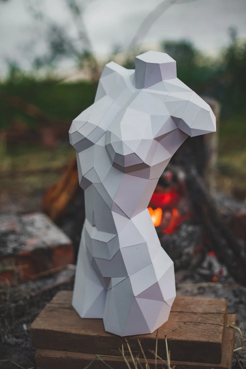 Papercraft 3D WOMAN BODY template sculpture pepakura paper girl low poly wedding decor loft home office pdf diy template beauty shop saloon