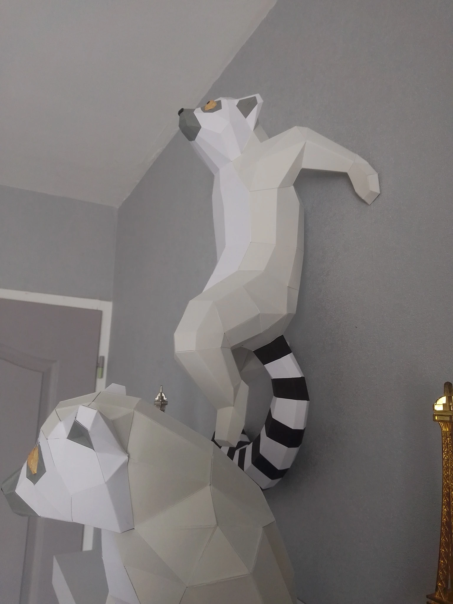 Hidden Lemur Papercraft, Lowpoly Papercraft, Fovea - Papercraft - Nonitt