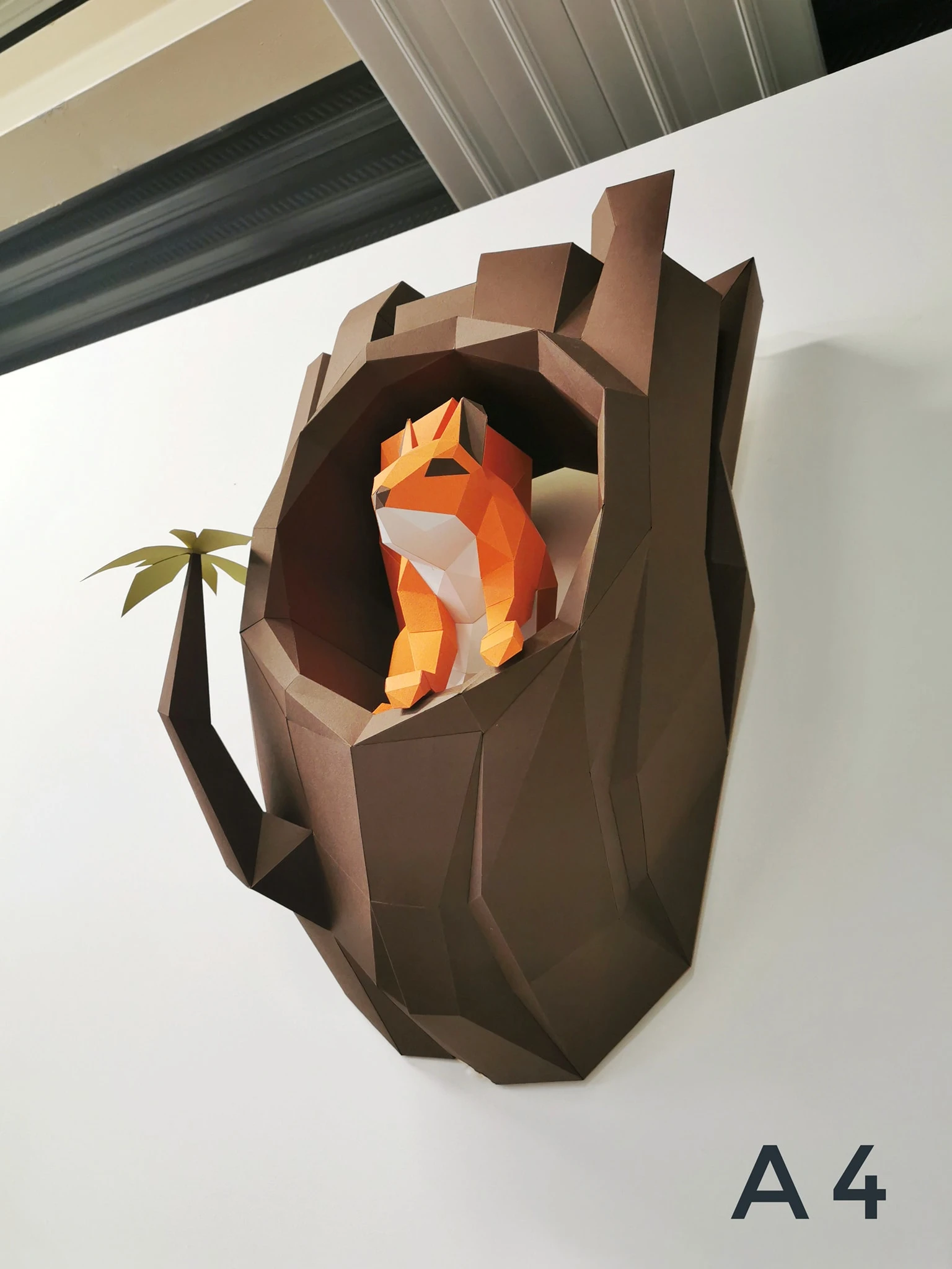 Arbre Cureuil (Squirrel in Trunk) Papercraft, Lowpoly Papercraft, Fovea - Papercraft - Nonitt