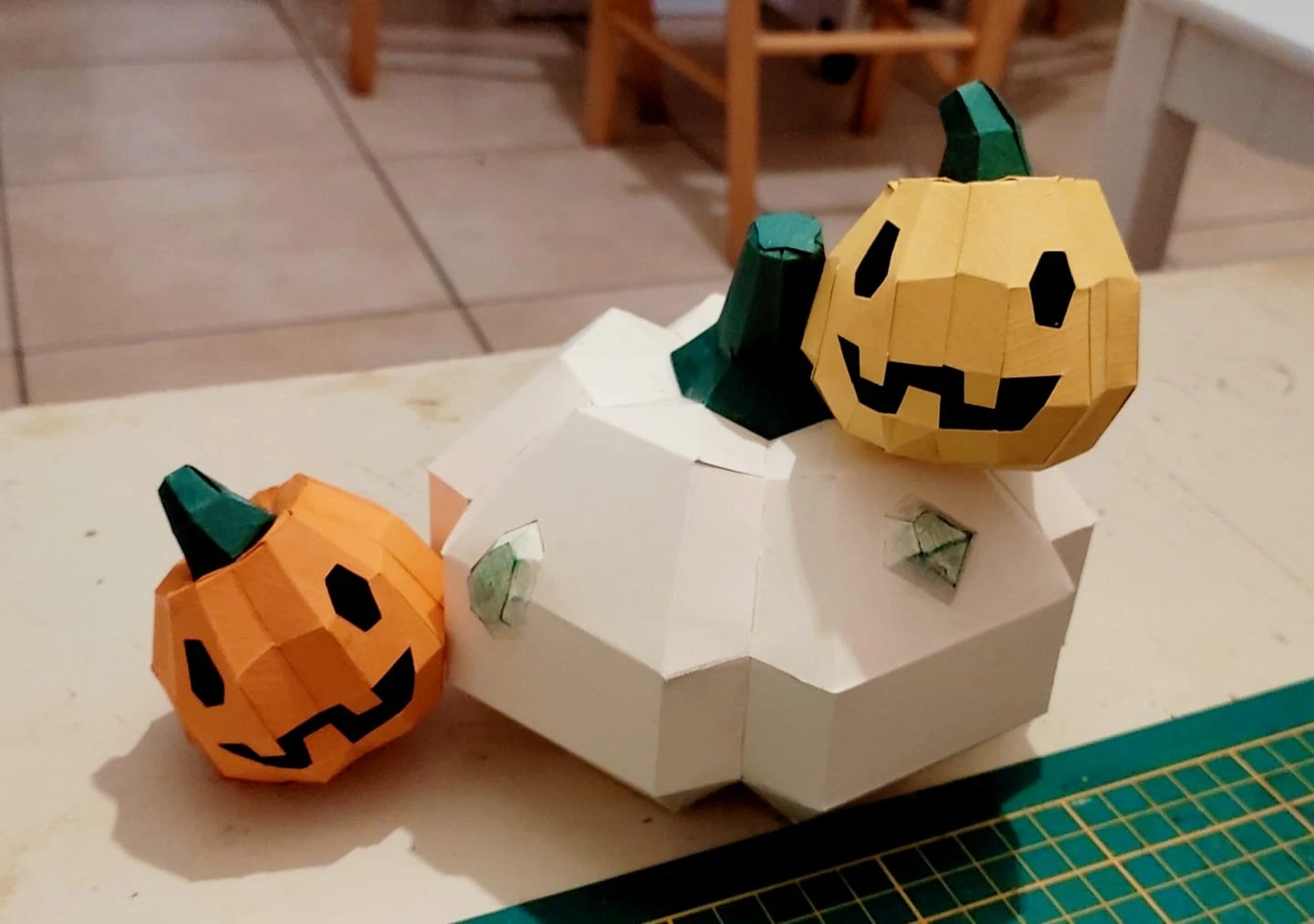 Funky Mini Pumpkin Family Papercraft, Lowpoly Papercraft, Fovea - Papercraft - Nonitt