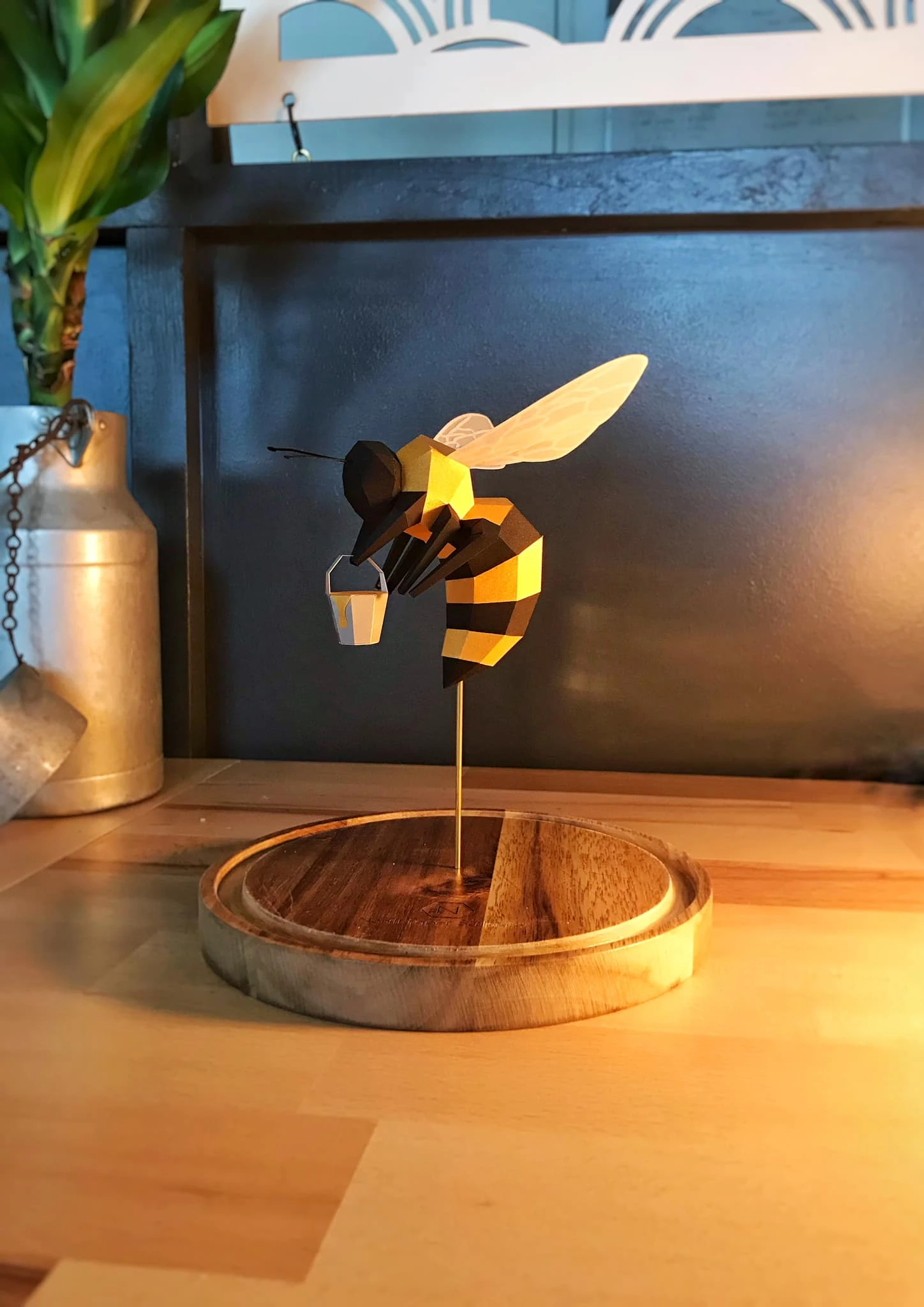 BeeZouille Bee Papercraft, Lowpoly Papercraft, Fovea - Papercraft - Nonitt