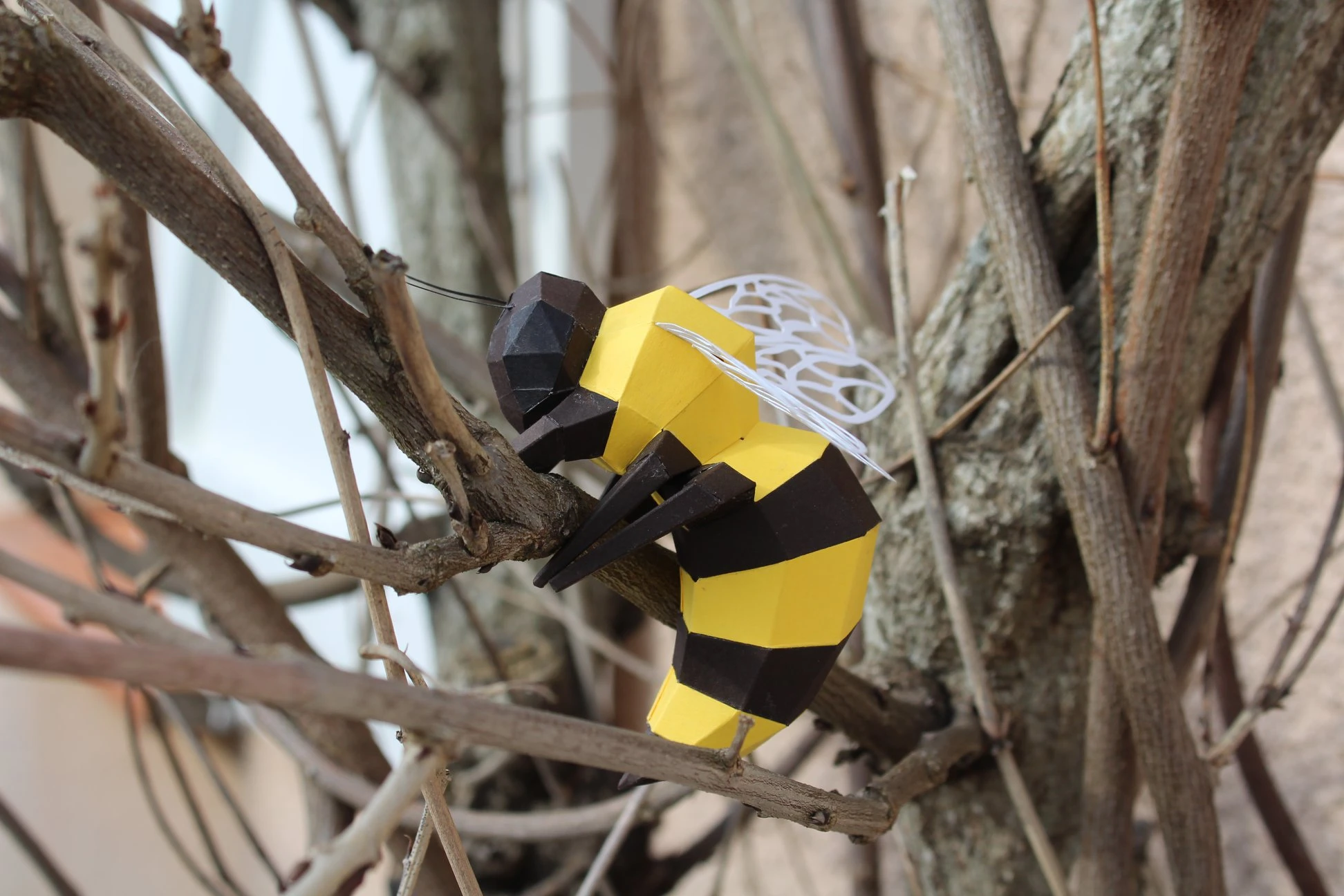 BeeZouille Bee Papercraft, Lowpoly Papercraft, Fovea - Papercraft - Nonitt