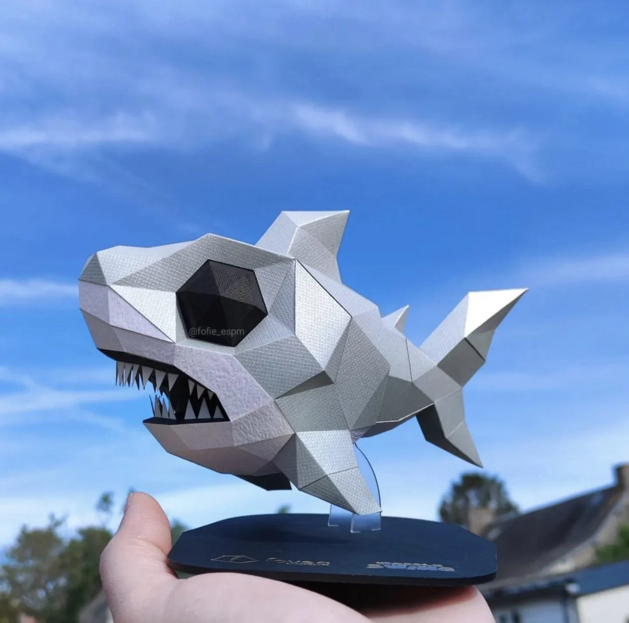 Wobble Shark (Scan) Papercraft